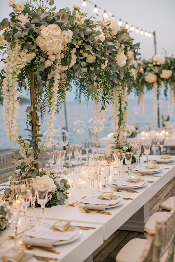 luxurious-summer-wedding-sifnos-romantic-blossoms-white-hues_42