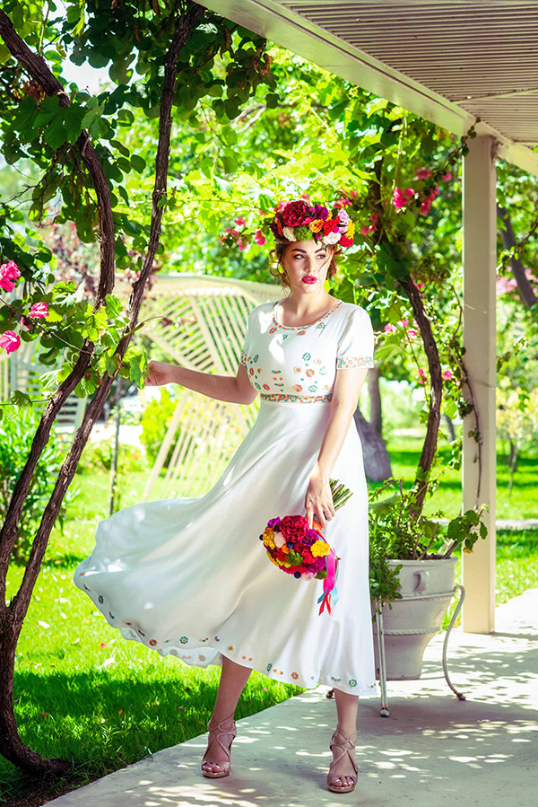 colorful-styled-shoot-with-modern-flair_01x