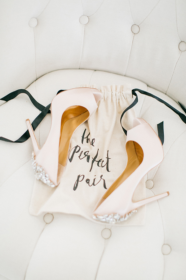 destination-wedding-crete-stunningly-beautiful-florals_07