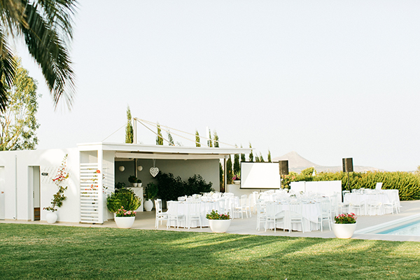 destination-wedding-crete-stunningly-beautiful-florals_18