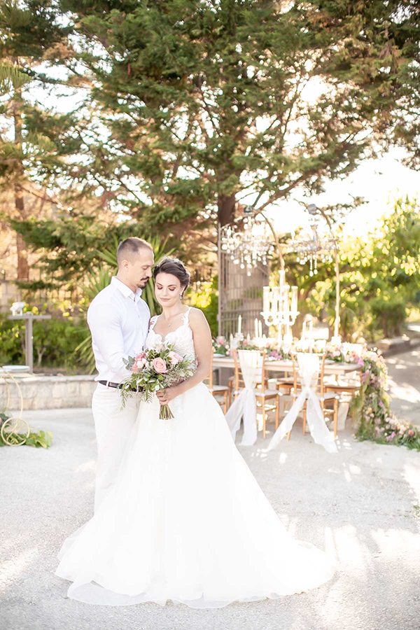 dreamy-wedding-inspiration-kefalonia-island-elegant-chic-details_03