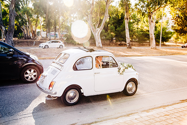 gorgeous-summer-wedding-athens-white-blooms-lush-greenery_17