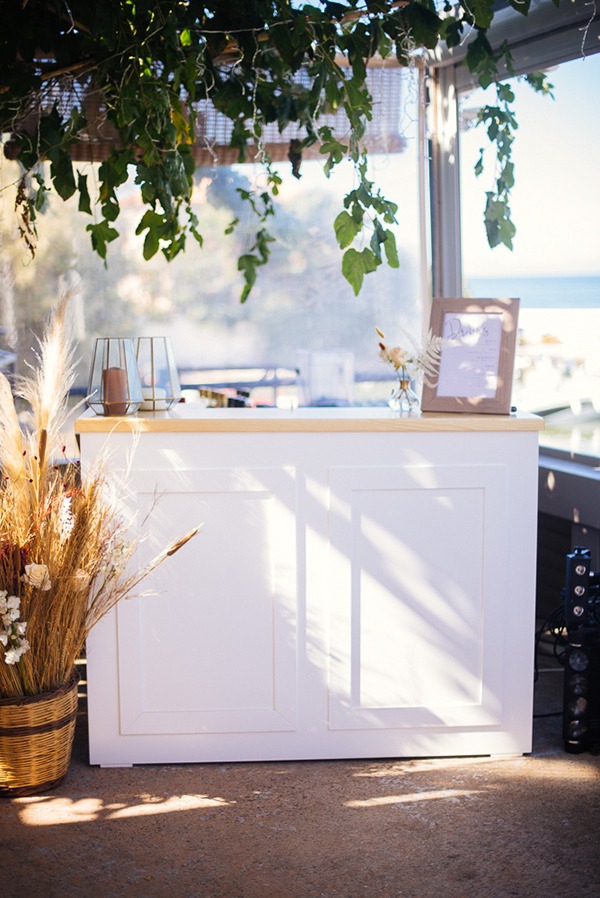 boho-destination-wedding-mani-pampas-grass-dried-flowers_28