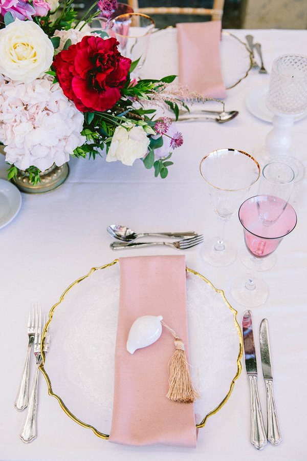 colorful-wedding-athens-lush-flowers-vibrant-colors_35