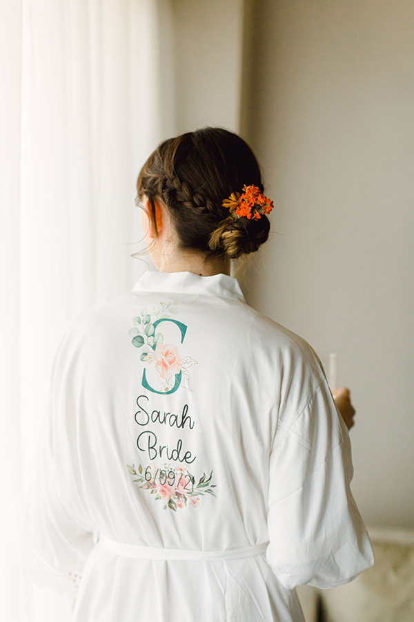 dreamy-forest-wedding-kefalonia-bold-coral-hues_06