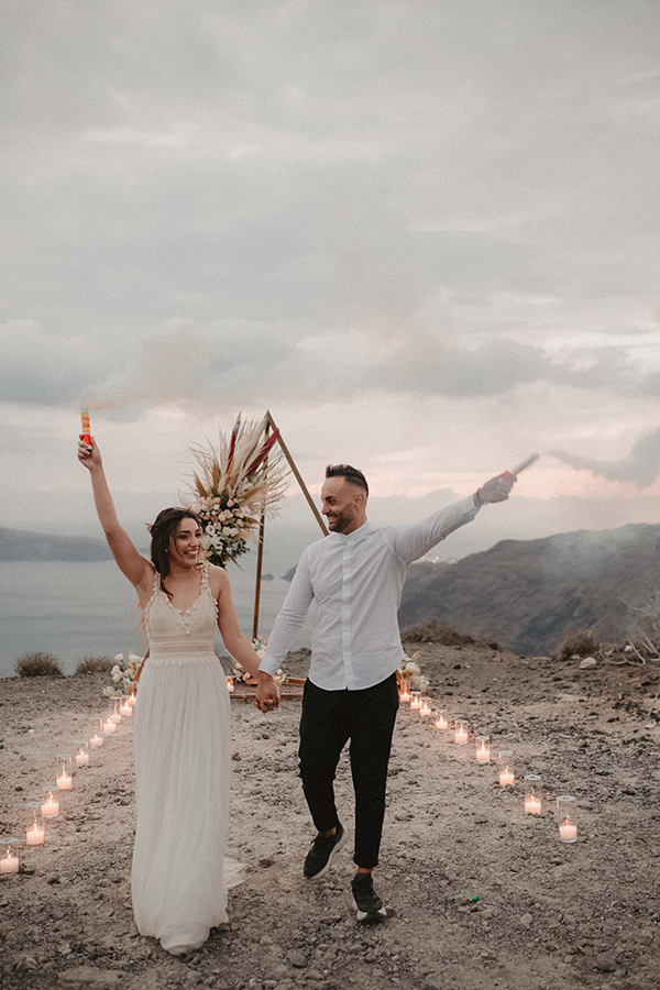 romantic-pastel-hued-elopement-santorini-island-with-breathtaking-views_30