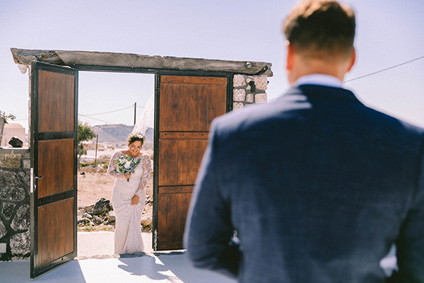 breathtaking-destinantion-elopement-santorini-island_09