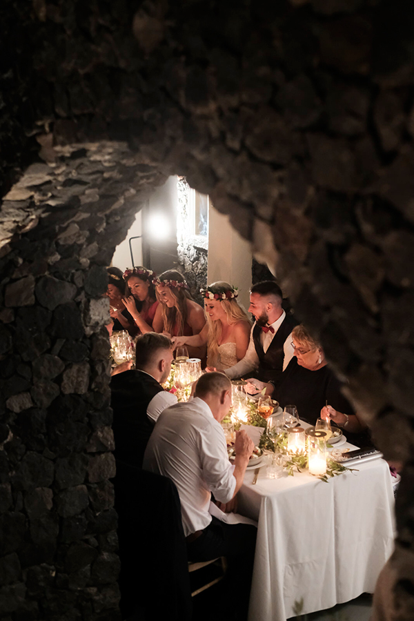 intimate-wedding-santorini-with-calla-lilies_43