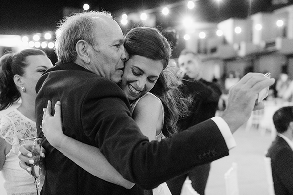 romantic-kythnos-wedding-white-blue-florals_32