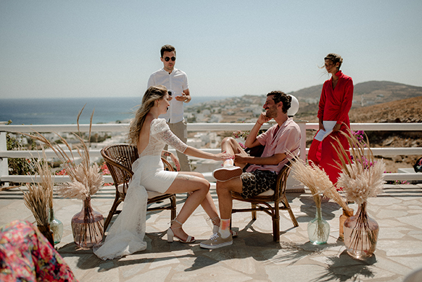 destination-summer-wedding-tinos-island-dried--flowers_18