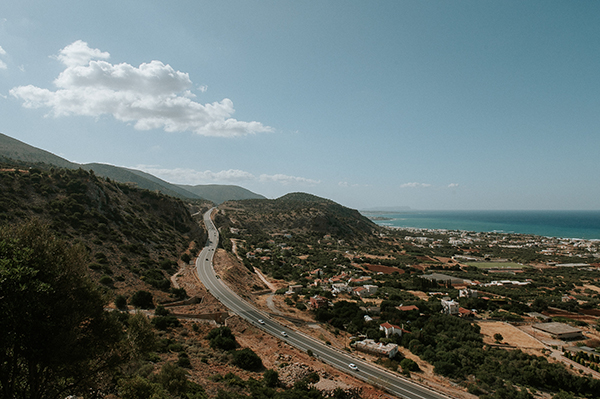 utterly-romantic-wedding-crete-with-whimsical-blooms_06