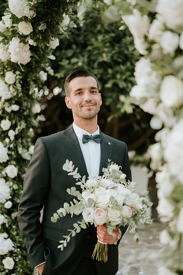 utterly-romantic-wedding-crete-with-whimsical-blooms_20x