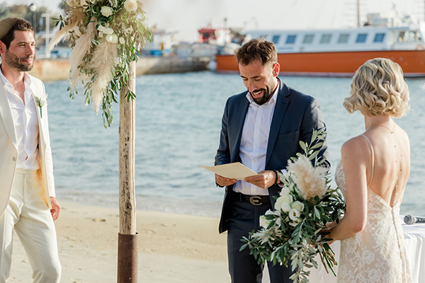 beautiful-destination-wedding-naxos--white-blooms_29x