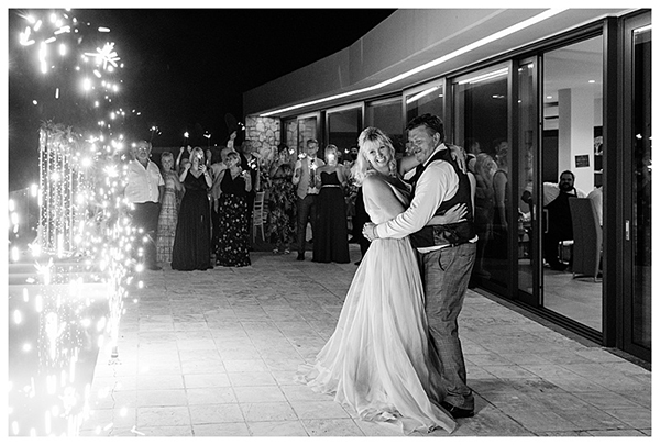 boho-chic-wedding-meganisi-filled-stunning-florals_27