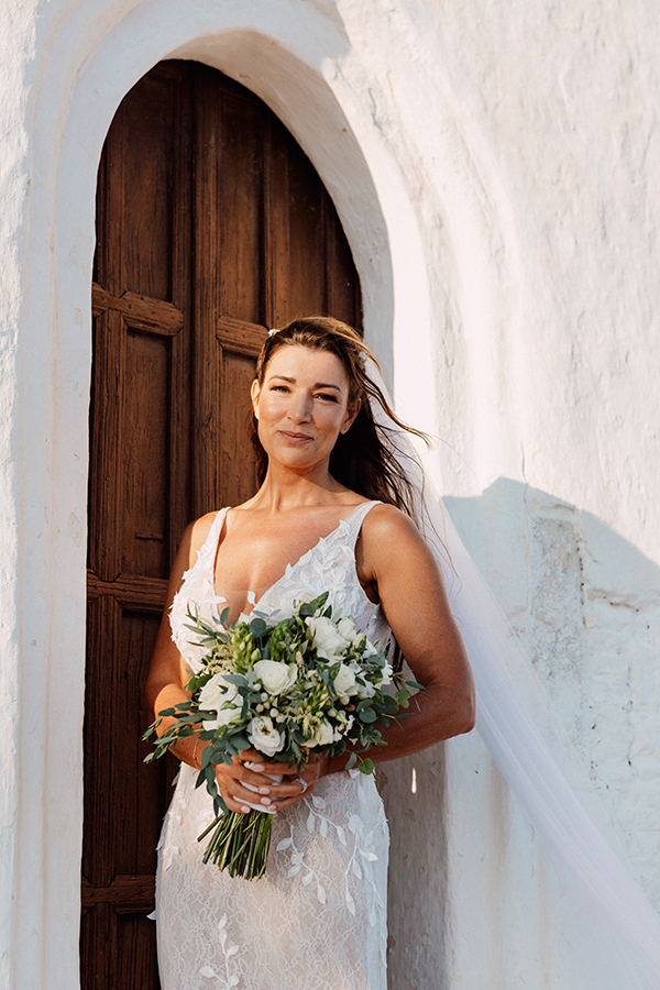 lovely-destination-wedding-folegandros_02x