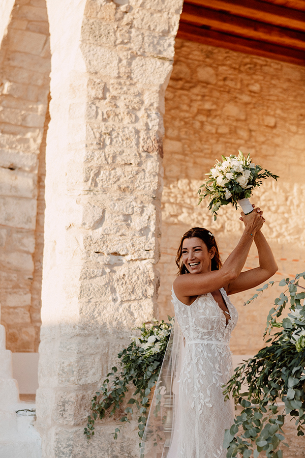 lovely-destination-wedding-folegandros_25x