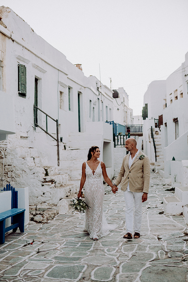 lovely-destination-wedding-folegandros_36