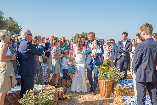 romantic-olive-grover-wedding-paros_15