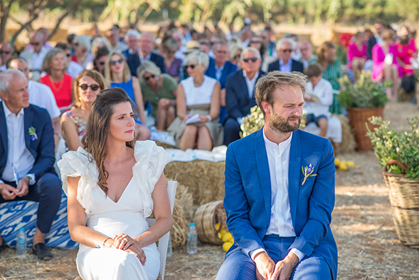 romantic-olive-grover-wedding-paros_18