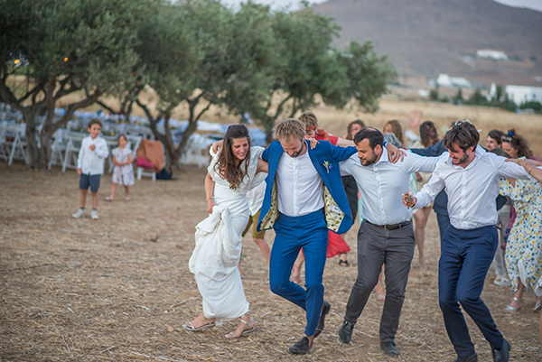 romantic-olive-grover-wedding-paros_28
