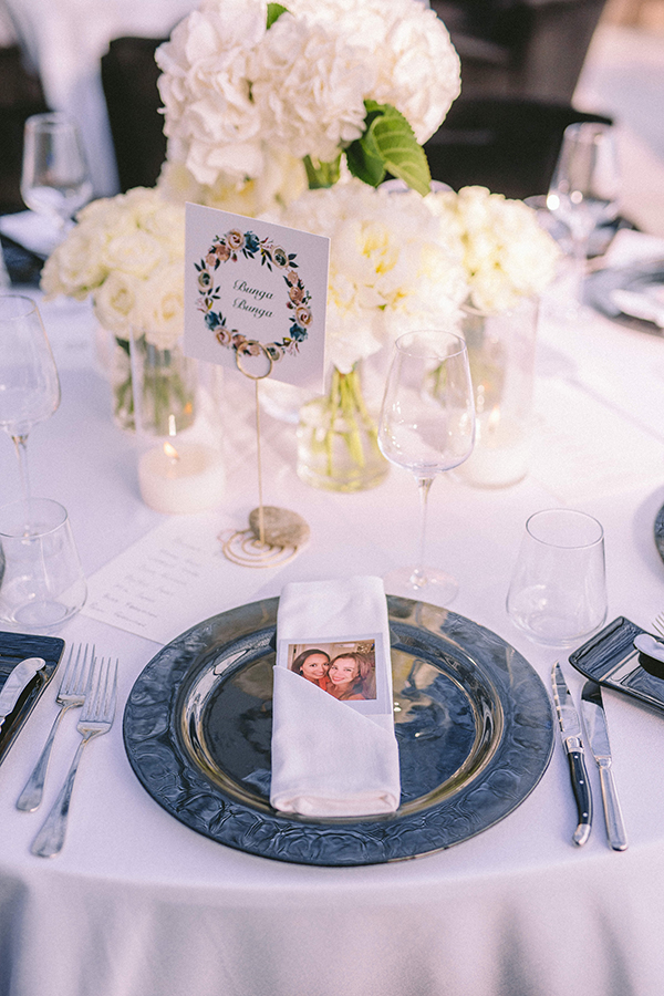 summer-romantic-wedding-mykonos-white-blooms_35