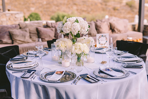 summer-romantic-wedding-mykonos-white-blooms_37
