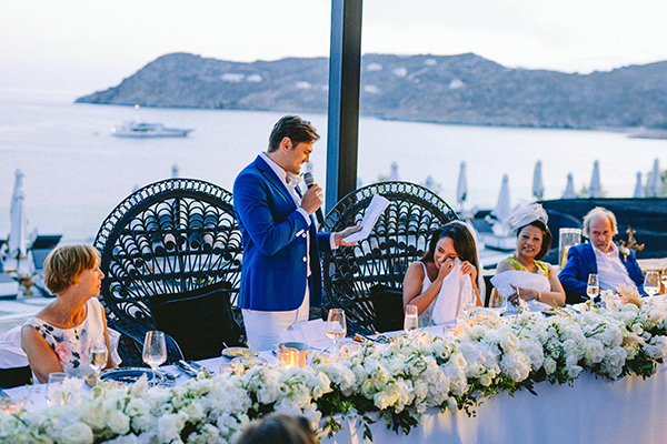 summer-romantic-wedding-mykonos-white-blooms_42