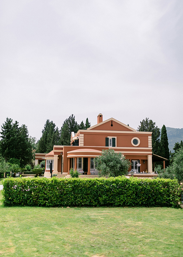 fairytale-summer-wedding-corfu-coral-tones_04