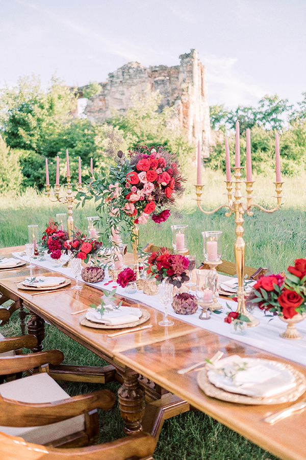 gorgeous-styled-shoot-castle-romania_06