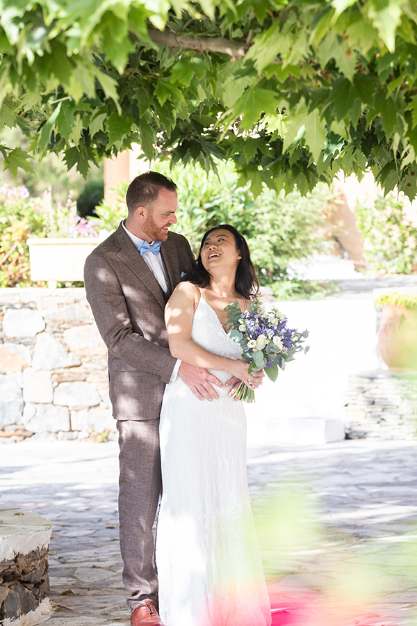 lovely-destination-wedding-rethimno-blue-white-florals_29