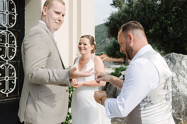 rustic-summer-wedding-kefalonia-with-lush-olive-leaves_17