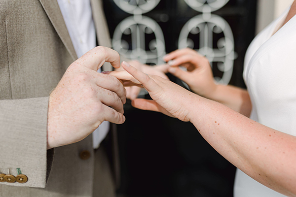 rustic-summer-wedding-kefalonia-with-lush-olive-leaves_18
