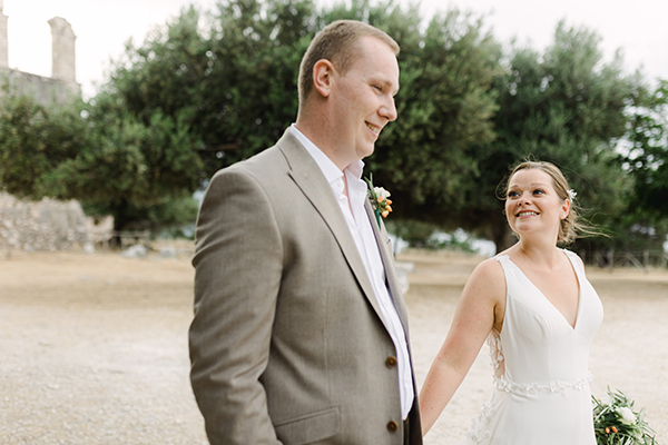 rustic-summer-wedding-kefalonia-with-lush-olive-leaves_26