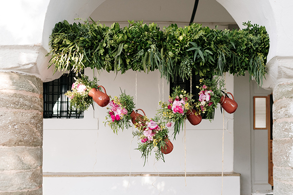 stylish-wedding-portaria-pretty-terracotta-hues_04x