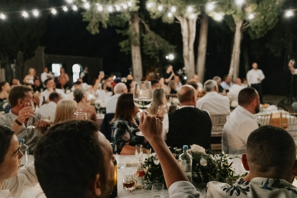 rustic-summer-wedding-courti-estate-lovely--florals_20