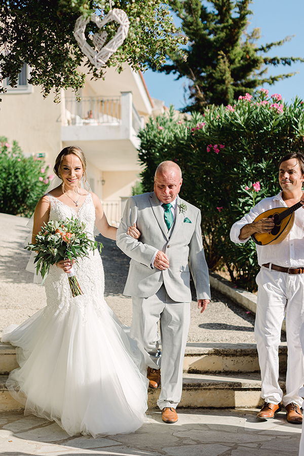 beautiful-summer-wedding-kefalonia-pretty-romantic-florals_47
