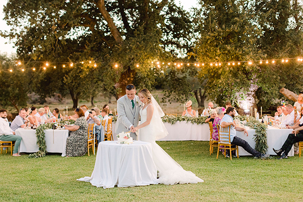 beautiful-summer-wedding-kefalonia-pretty-romantic-florals_76