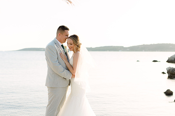 beautiful-summer-wedding-kefalonia-pretty-romantic-florals_91
