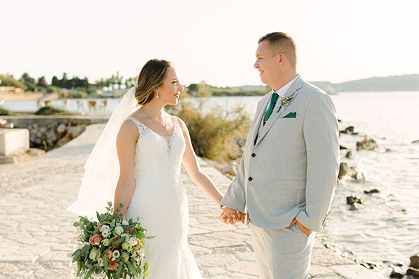 beautiful-summer-wedding-kefalonia-pretty-romantic-florals_93x
