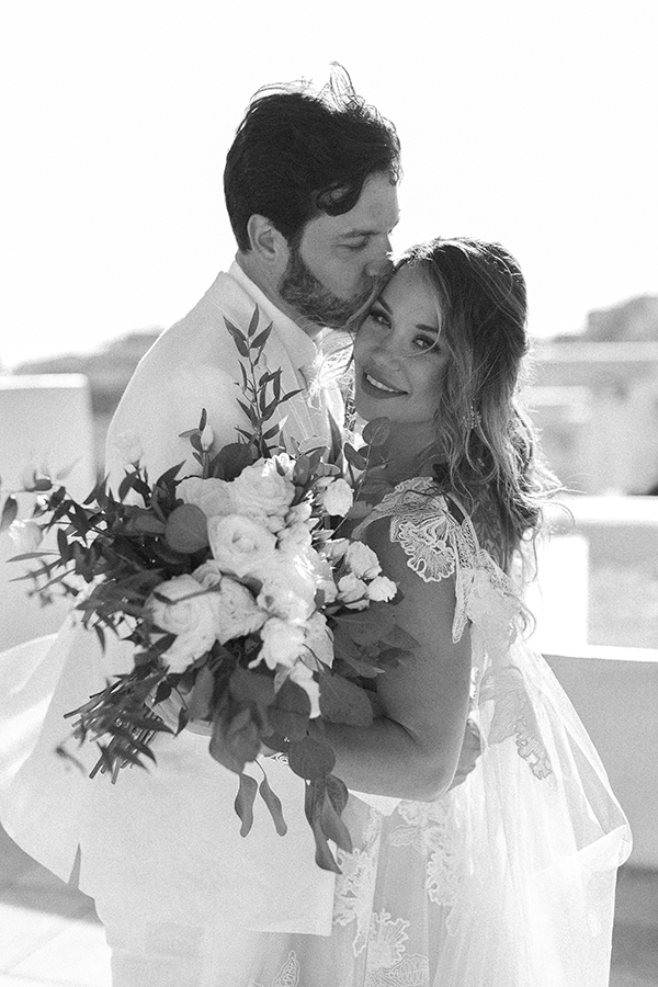 chic-wedding-santorini-dried-florals-earthy-tones_02