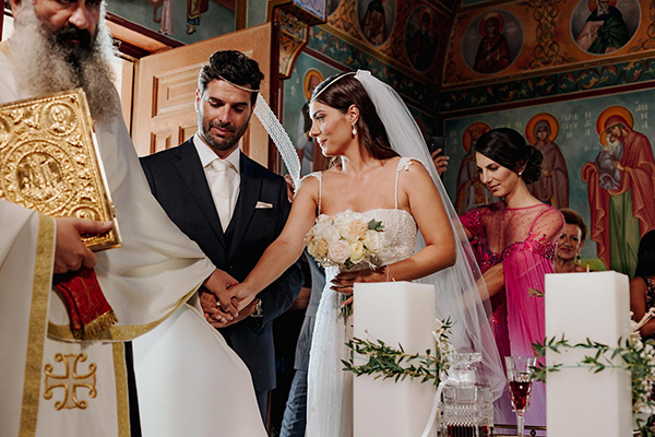 stunningly-chic-wedding-preveza-gold-details_15x