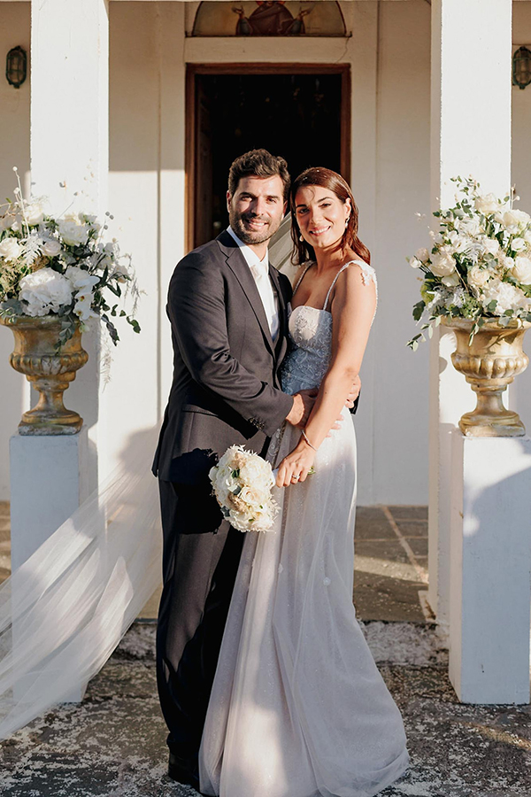 stunningly-chic-wedding-preveza-gold-details_18