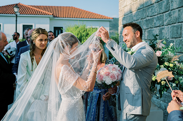 whimsical-wedding-kefalonia-prettiest-colors_20