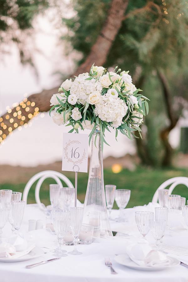 elegant-summer-wedding-at-ble-azure-lush-white-blooms_47