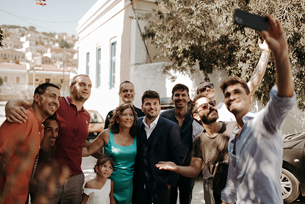 light-blue-orange-wedding-greek-island-symi_05