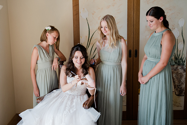 lovely-summer-wedding-castle-greece_14