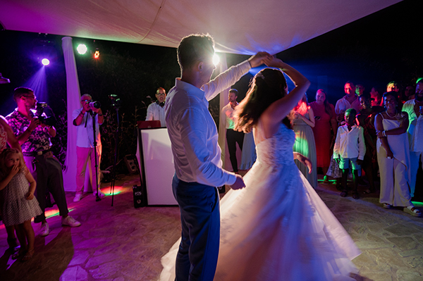 lovely-summer-wedding-castle-greece_50