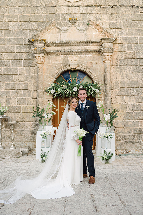 romantic-fall-wedding-kefalonia-calla-lilies-roses-orchids_01