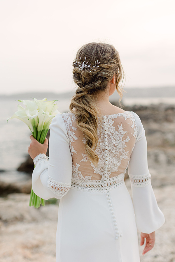 romantic-fall-wedding-kefalonia-calla-lilies-roses-orchids_04