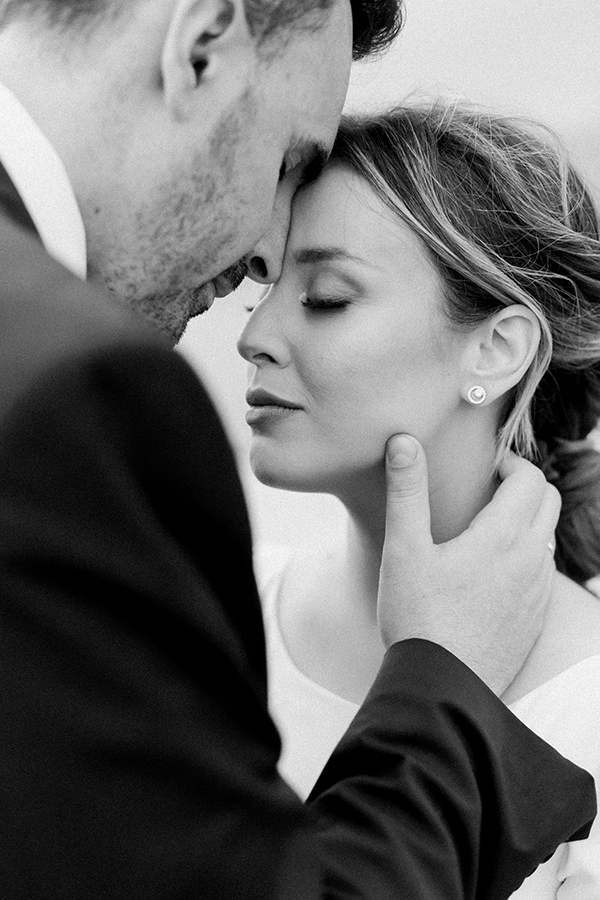 romantic-fall-wedding-kefalonia-calla-lilies-roses-orchids_29